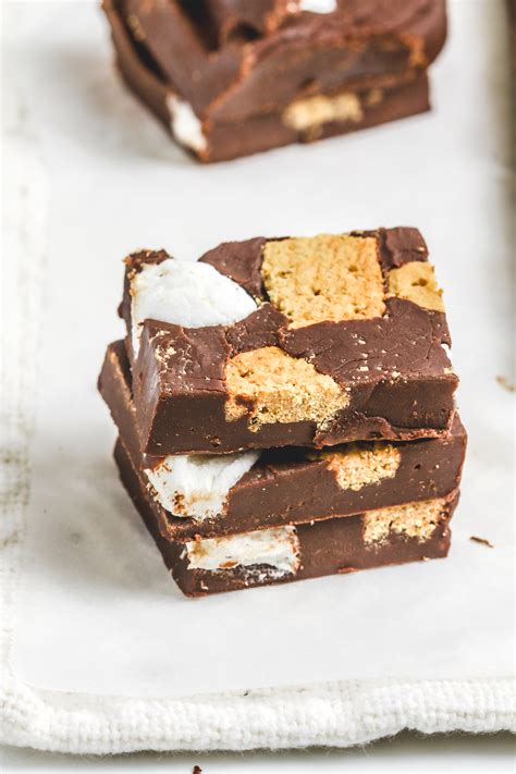 Smores Fudge Recipe So Easy And Delicious