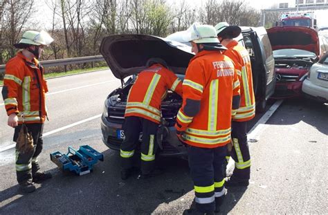 Massen Crash Legt Verkehr Auf Der A Lahm