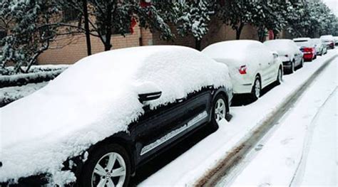 下雪天开车危险吗？下雪天开车有哪些安全注意事项？ 说明书网