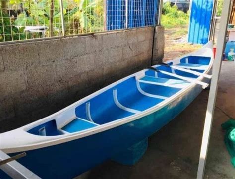 Oars Blue And White Frp Fishing Boat Seating Capacity 4 Person Size