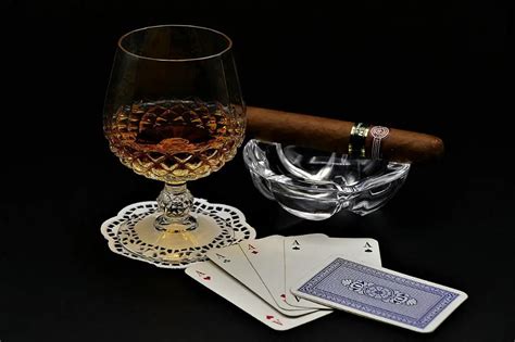 What Colors Go Best With Cognac 2024