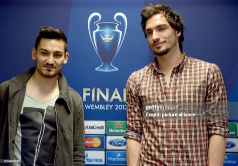 Ilkay Gündogan And Mats Hummels Of The Bundesliga Team Borussia News