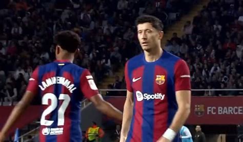 Barcelona Alaves Kontrowersyjny Gest Lewandowskiego Yamal