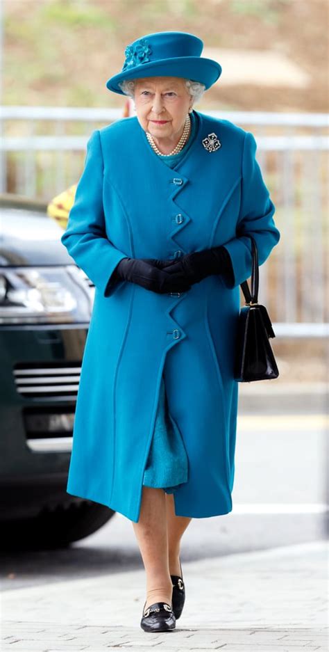 Queen Elizabeth Wearing A Blue Coat And Hat Popsugar Fashion Uk