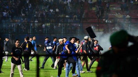 Terbaru Tragedi Di Stadion Kanjuruhan Inilah 10 Tragedi Sepak Bola