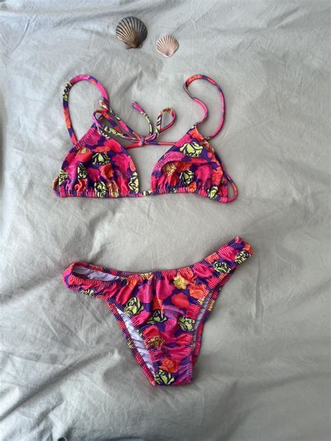 REALLY CUTE Loleia Bikini Size Large Amazing Depop