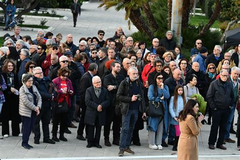 Io Firmo Le Foto E Il Video Michele Santoro A Messina Per La