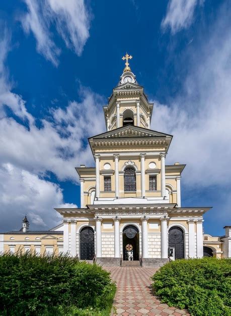 Premium Photo | The world famouse vysotsky men monastery in serpukhovrussia
