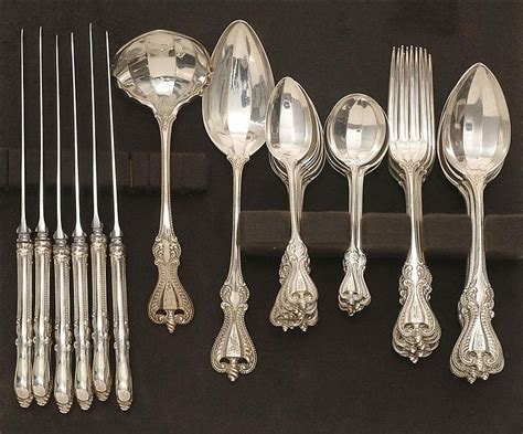 Lot Towle Mfg Co Sterling Silver Partial Flatware Set In The Old