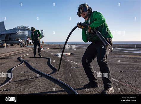 N Lm Pacific Ocean Dec Aviation Boatswains