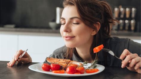 Smell of food undoes dietary restriction effect| Lifespan.io