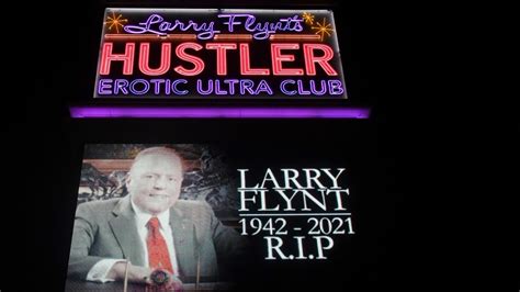 Meghalt Larry Flynt A Hustler Alap T Ja Hu