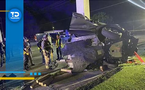 EU Mueren menores en camioneta robada escapaban de la policía