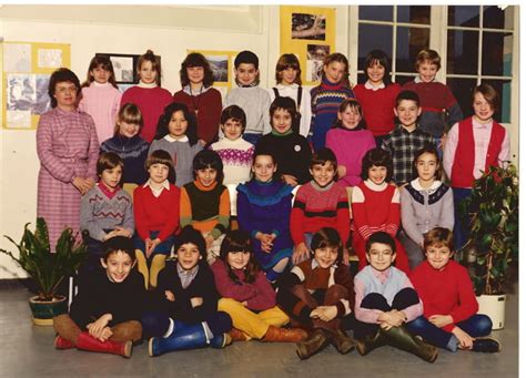 Photo de classe CM1 s 1983 à j 1984 de 1984 ECOLE GAMBETTA Copains