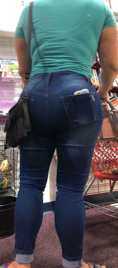 Big Latina Donk In Tight Jeans Tight Jeans Forum