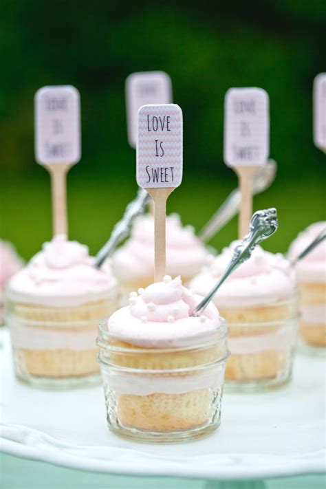 10 Baby Shower Cupcake Toppers That You Must See