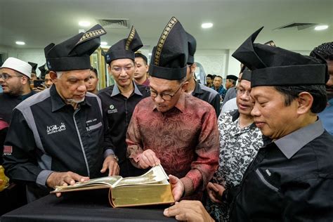 Sumbang Sejuta Naskah Al Quran Malaysia Turkiye Jalani Kerjasama