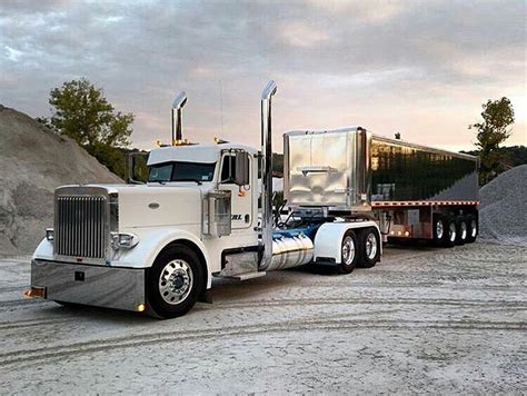 Semitrckn Trucks Peterbilt Cool Trucks