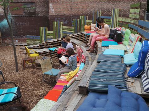PHS Pop-Up Garden: reuse vacant lot for temporary garden, park space