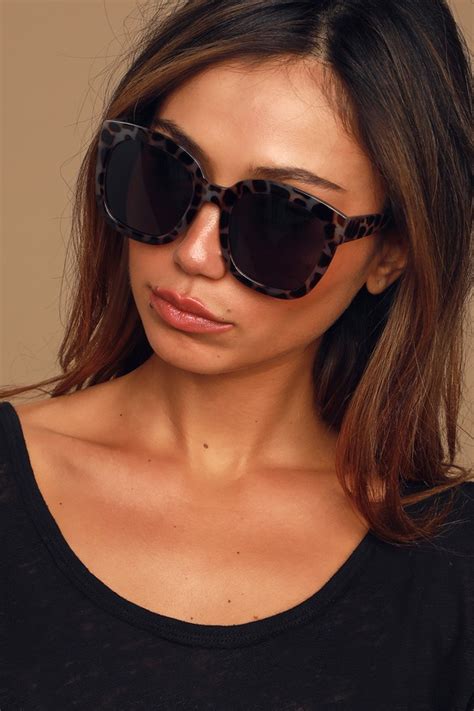 Chic Brown Tortoise Sunglasses Oversized Sunglasses Sunnies Lulus