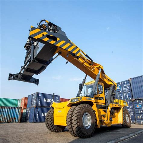 XCMG 45 Ton China Mobile Reach Stacker Container Crane Lift Containers