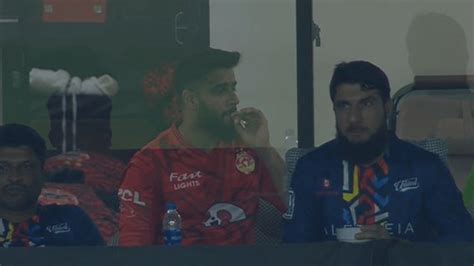 Pakistan Smoking League Fans React After Video Of Imad Wasim Smoking