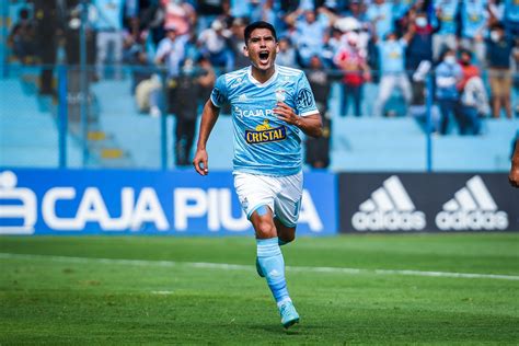 Sporting Cristal Irven Ávila Va Por Nuevo Récord Histórico