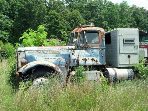 Pin By Ray Leavings On Mack Trucks Big Trucks Classic Trucks Cool