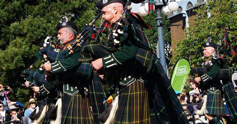 Victoria Daily Photo: The 116th Annual Victoria Day Parade