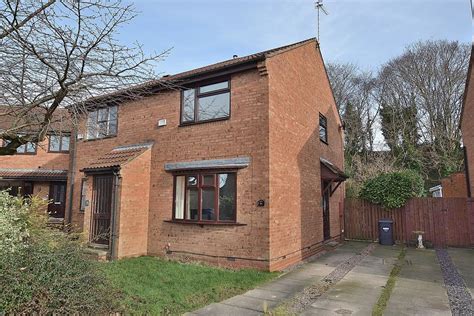 Brompton Court Brompton On Swale 2 Bed Semi Detached House 155 000