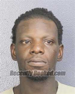 Recent Booking Mugshot For Isaiah Lamar Thomas In Broward County Florida