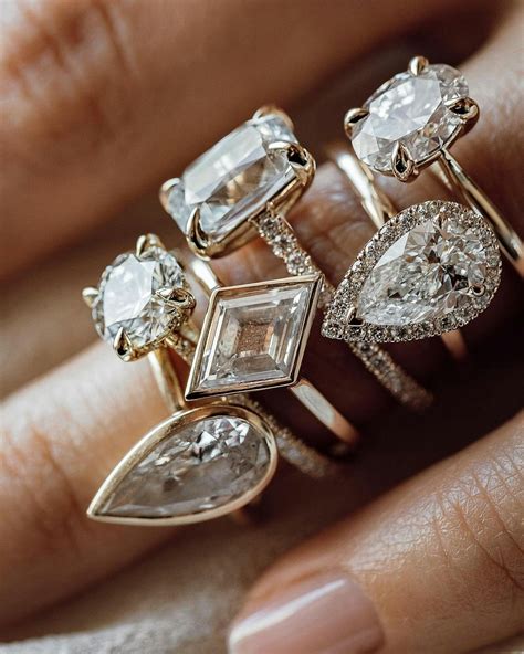 10 2023 Engagement Ring Trends That Are On Every Finger Right Now