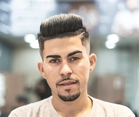 Top 39 Pencil Thin Mustache Styles For 2024 — Beard Style