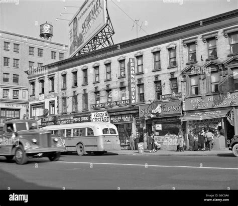 Flushing queens new york usa Black and White Stock Photos & Images - Alamy