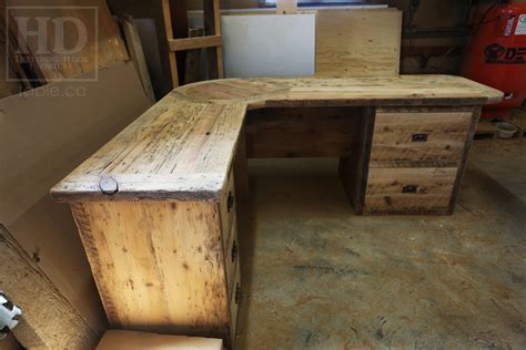 Ontario Barnwood Desk for a Burlington Company | Blog