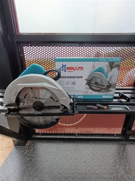 Model Modern M L Circular Saw Inch Gergaji Listrik Circle Potong