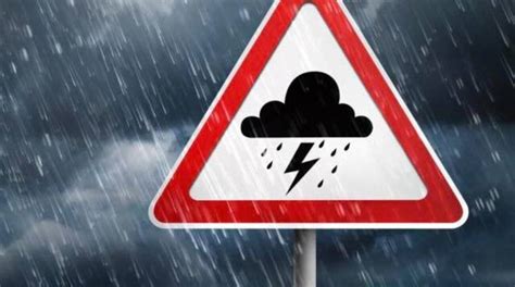 Allerta Meteo Gialla In Campania Temporali In Arrivo Da Oggi Alle 18