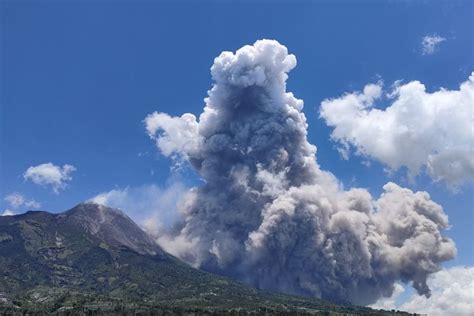 Apa Penyebab Gunung Merapi Erupsi Ini Penjelasan BPPTKG