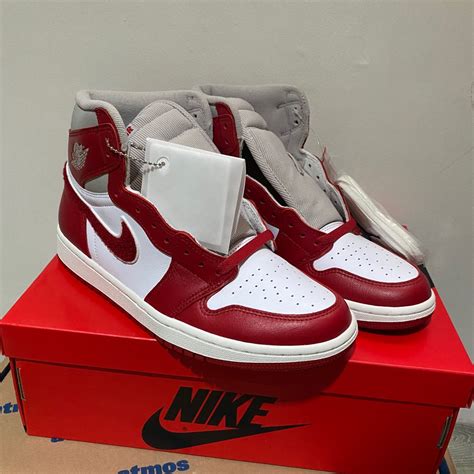 Air Jordan 1 High OG Newstalgia Chenille W Fesyen Pria Sepatu