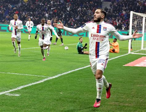 En Images Cherki R Gale Revivez La Victoire Convaincante De L Ol