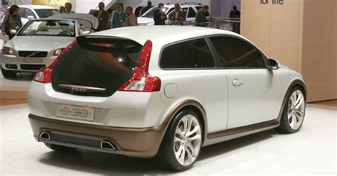 Volvo weighs 3 strategies for U.S. 3-door hatchback | Automotive News