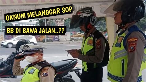 Oknum Polisi KENDERAI Motor Tanpa Plat YouTube