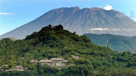 Gunung Agung Meletus Ini Dampak Buruk Abu Vulkanik Pada Kesehatan