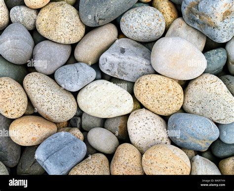 Round Smooth Stones Hi Res Stock Photography And Images Alamy