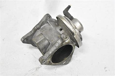 038 131 501 AN EGR Klep EGR Ventiel En Spiegelhuis Autoparts24