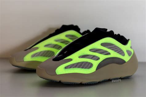 Did You Know That The adidas Yeezy 700 V3 Azael Glows In The Dark ...