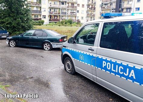 Pr Bowa Ucieka Autem P Niej Pieszo Ale Policjanci Byli Szybsi