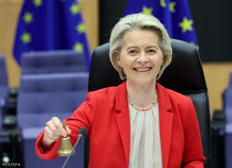 Index Külföld Ursula von der Leyen két szék között akár a padlón is