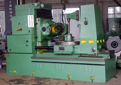 gear hobbing machine gear hobbers gear cutting machine hobbing