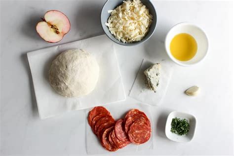 Italian Salami Apple And Blue Cheese Pizza A Gourmet Recipe